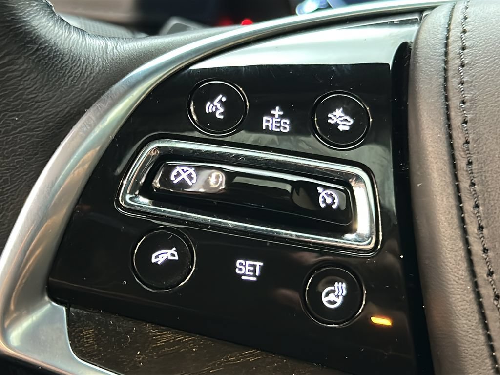 Used 2020 Cadillac Escalade Platinum AWD/4WD image 29