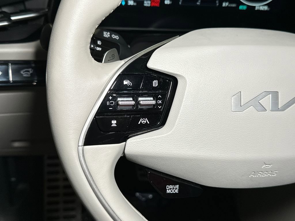 Certified 2023 Kia Niro Wave w/ Wave Preserve Package FWD image 25