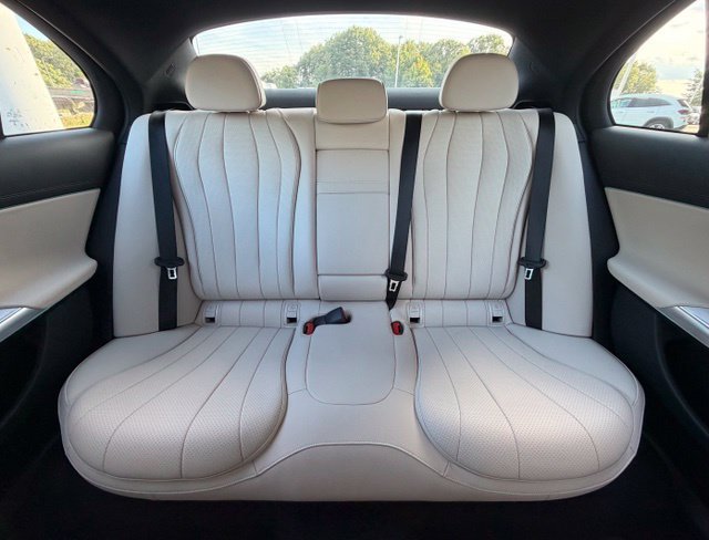 Certified 2024 Mercedes-Benz E 350 4MATIC Sedan image 16