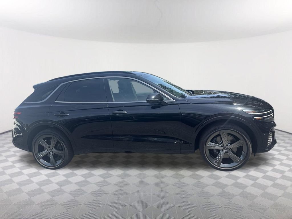 Used 2024 Genesis GV70 3.5T Sport w/ Sport Prestige Package AWD/4WD image 4