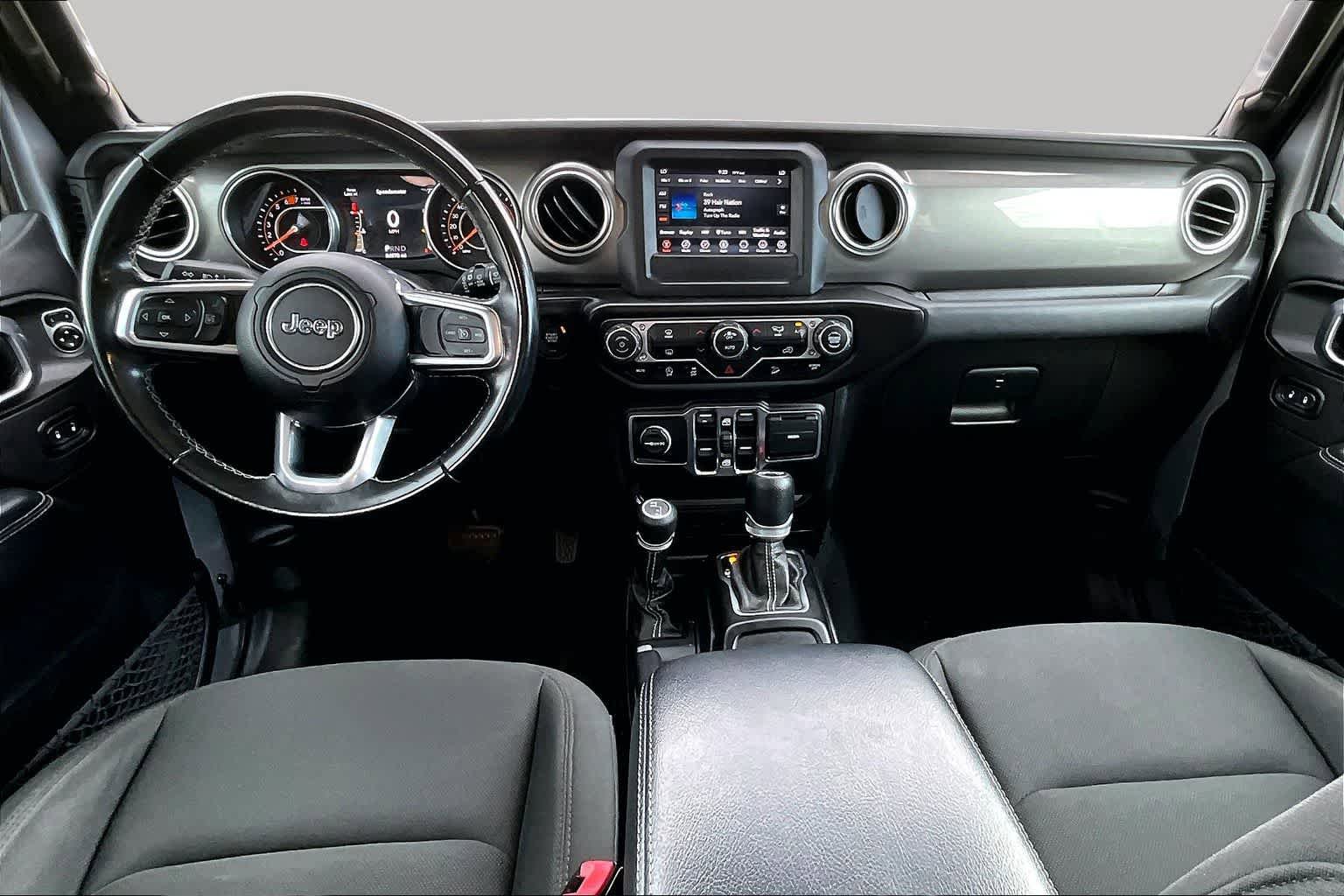 Used 2020 Jeep Wrangler Unlimited Sahara AWD/4WD image 16