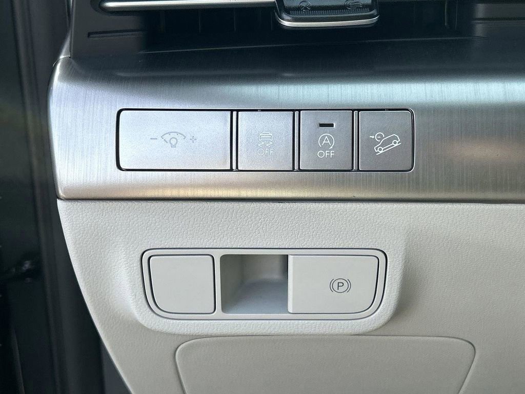 New 2026 Hyundai Kona SE image 23
