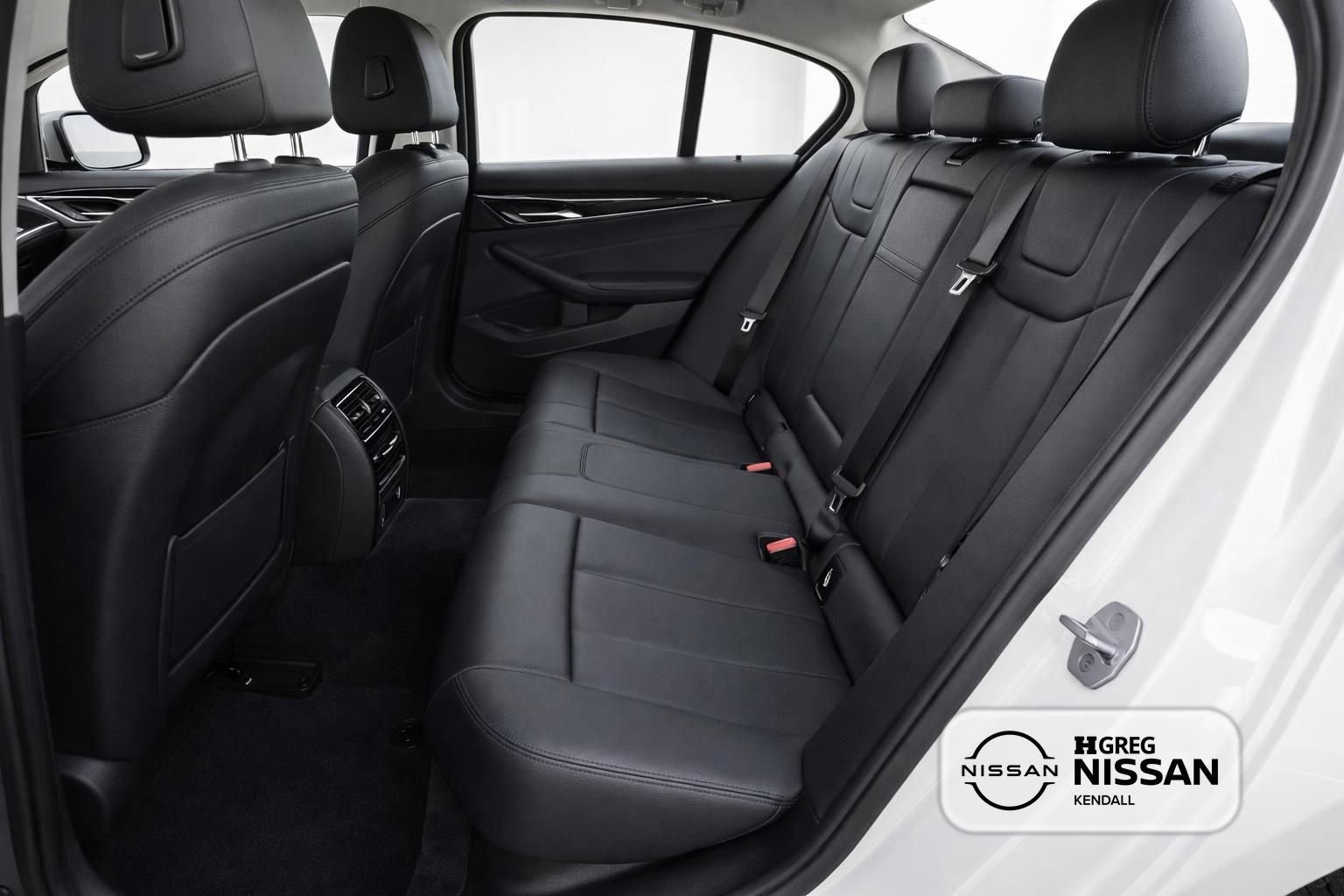 Used 2018 BMW 530e RWD image 13