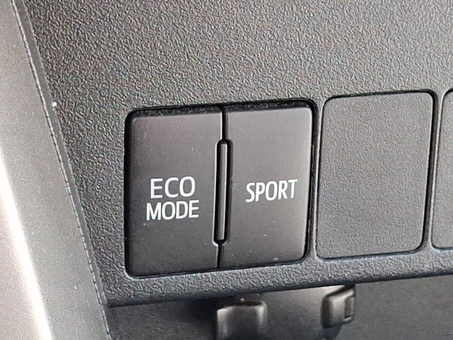 Used 2018 Toyota RAV4 Adventure w/ Plus Extra Value Package AWD/4WD image 23