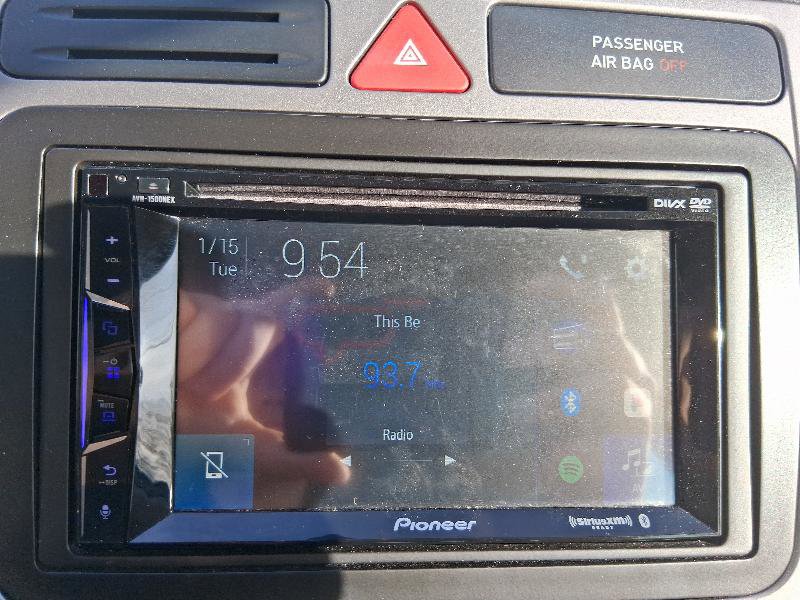 Used 2011 Volkswagen Tiguan S image 26