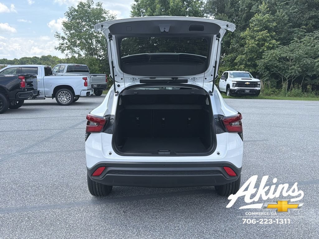 New 2026 Chevrolet Trax LT w/ Driver Confidence Package FWD image 4