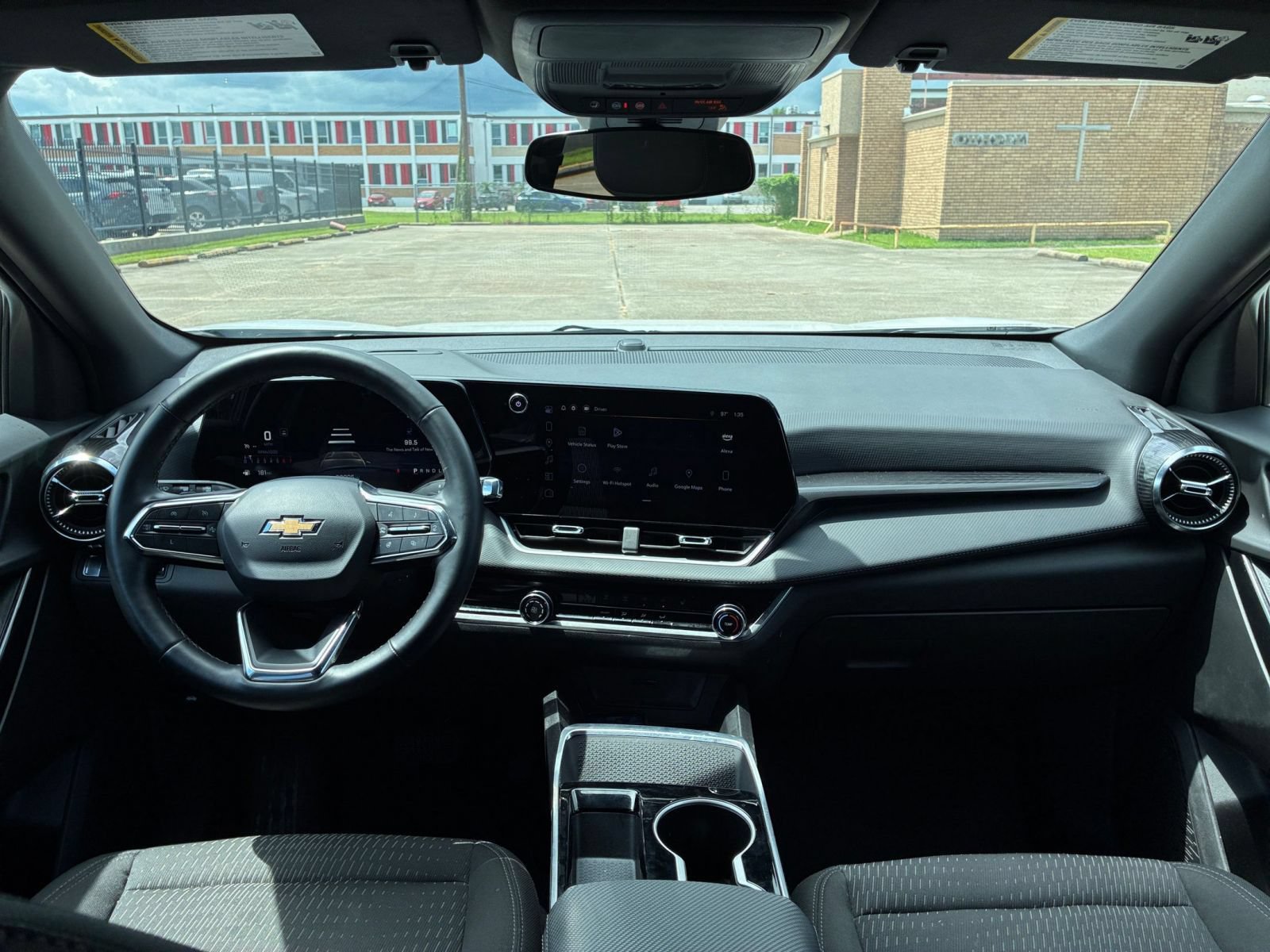 Used 2025 Chevrolet Equinox LT FWD image 32