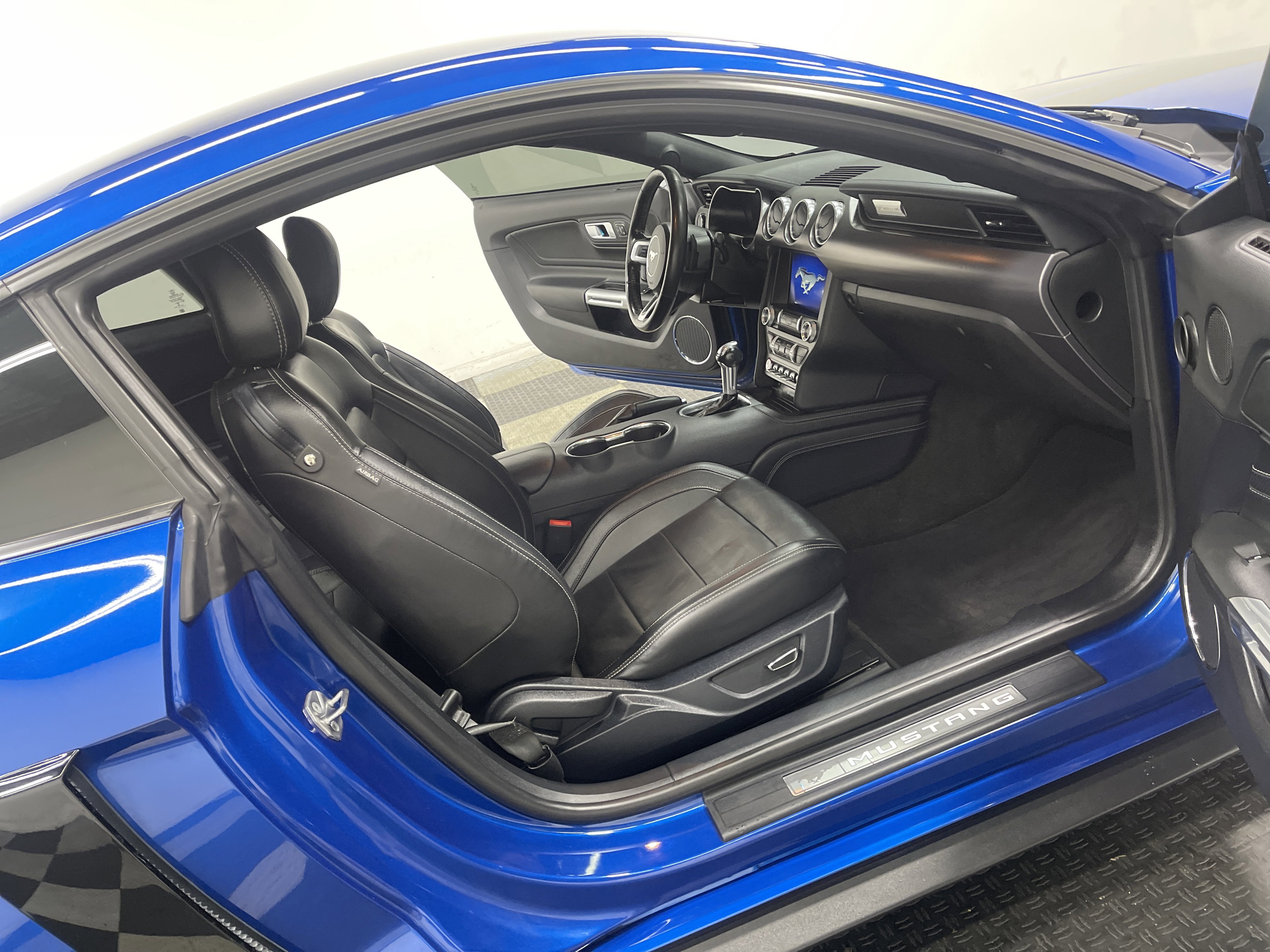 Used 2018 Ford Mustang GT Premium w/ Equipment Group 401A image 13