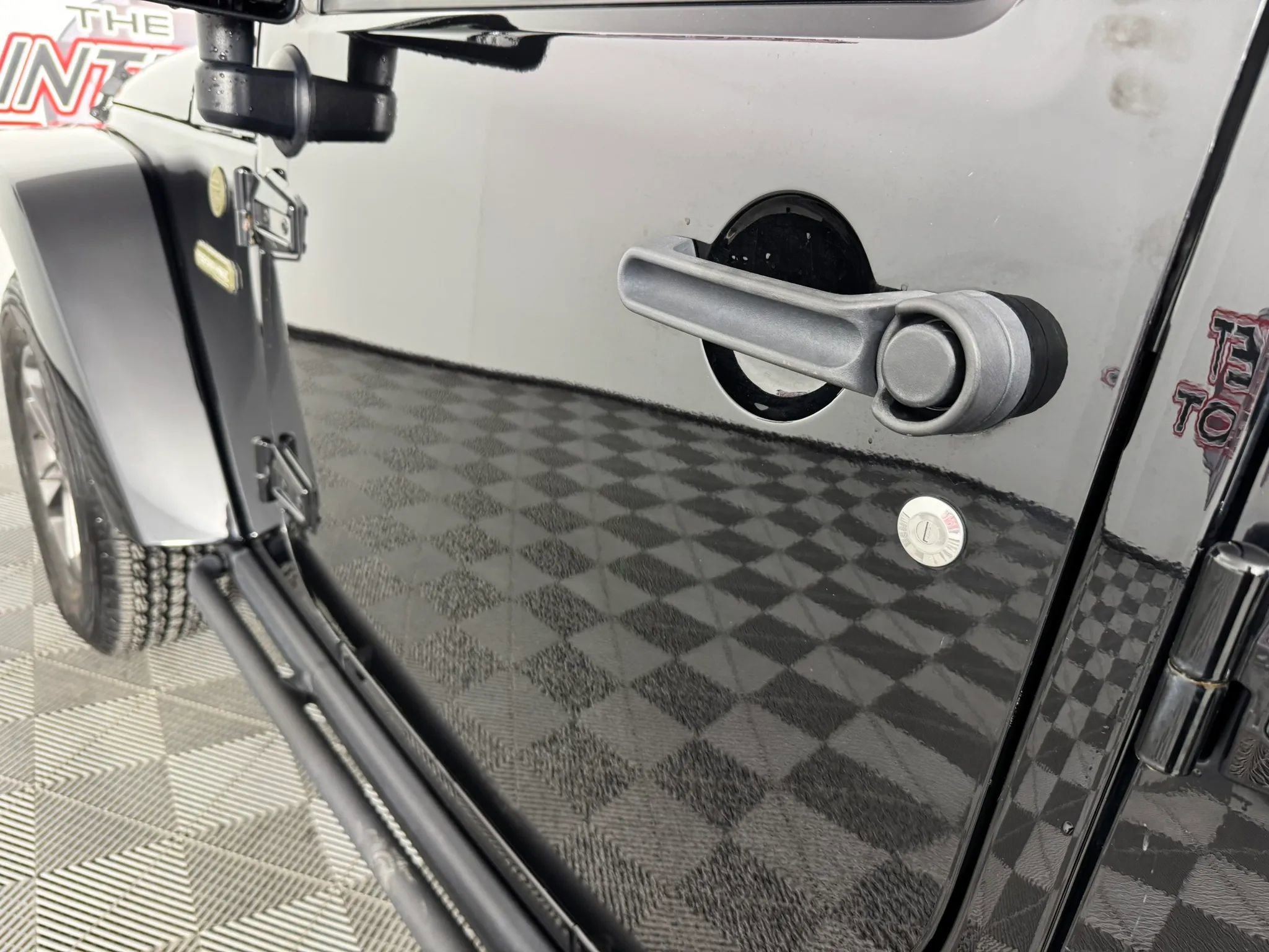 Used 2018 Jeep Wrangler Unlimited Sport AWD/4WD image 21