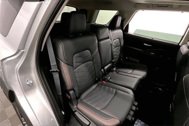 New 2025 Nissan Pathfinder Platinum image 31
