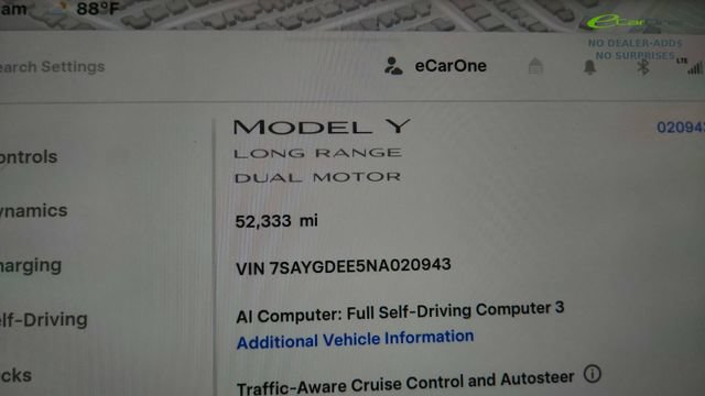Used 2022 Tesla Model Y Long Range AWD/4WD image 40