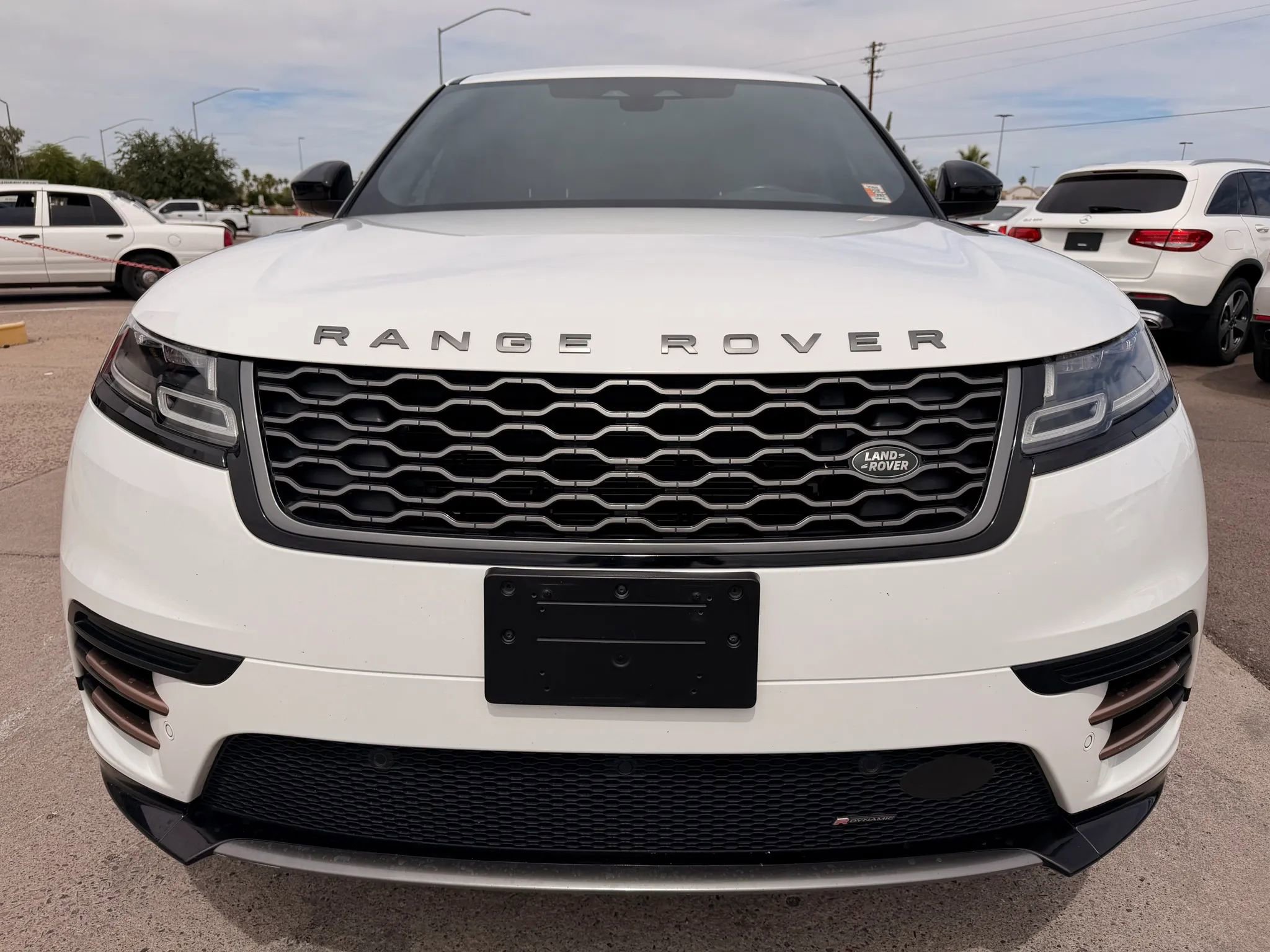 Used 2022 Land Rover Range Rover Velar R-Dynamic S AWD/4WD image 2