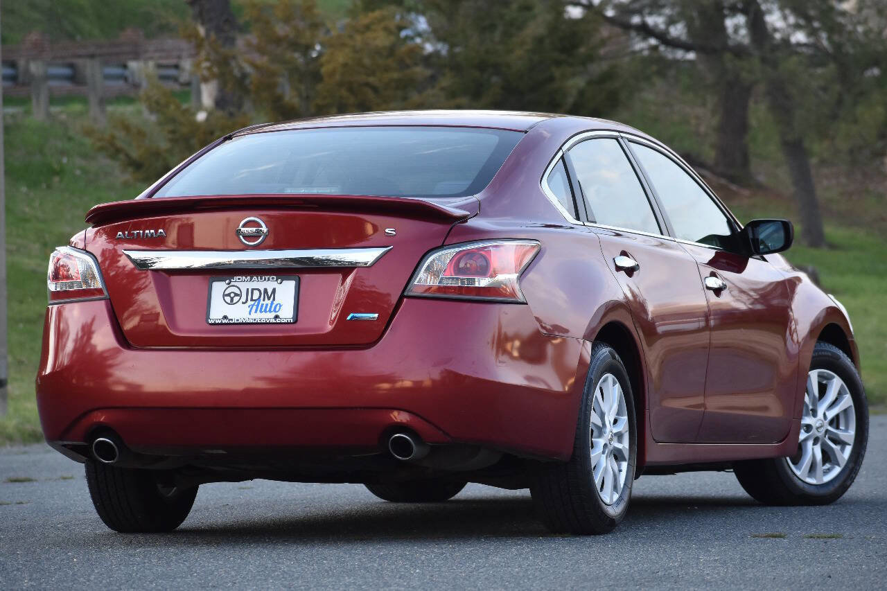 Used 2014 Nissan Altima 2.5 S w/ Sport Value Package image 5
