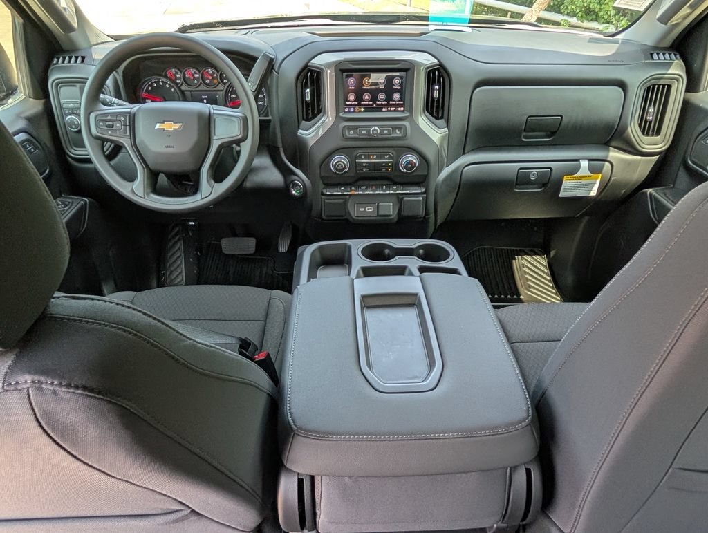 New 2026 Chevrolet Silverado 1500 Custom w/ LPO, Dark Essentials Package RWD image 5