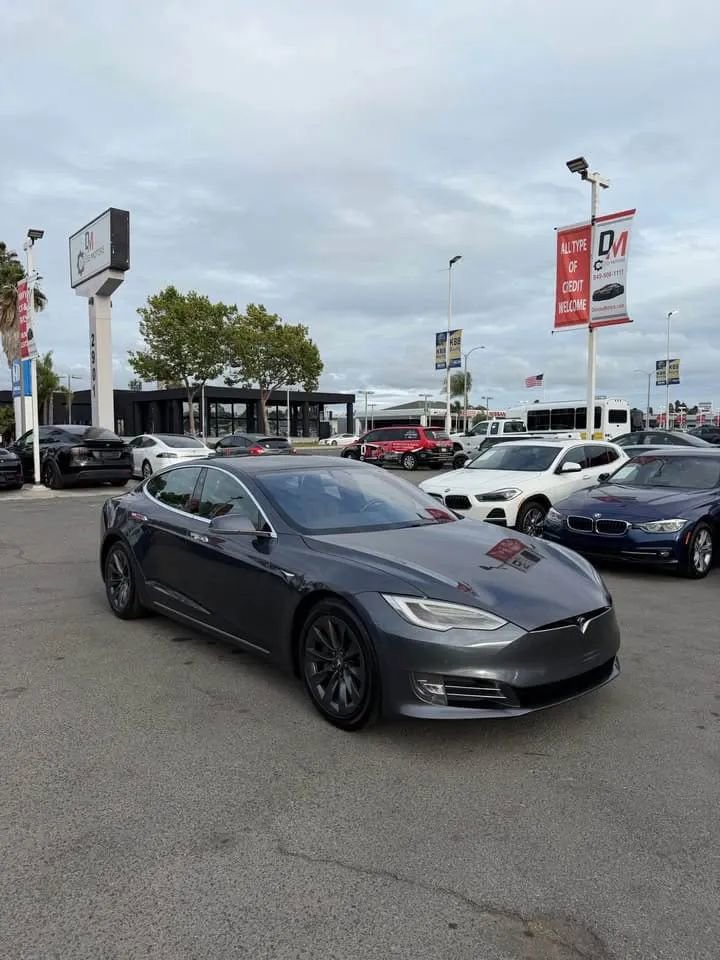 Used 2018 Tesla Model S 100D AWD/4WD image 7
