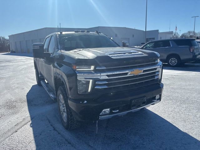 Used 2022 Chevrolet Silverado 3500 High Country w/ Safety Package II image 5