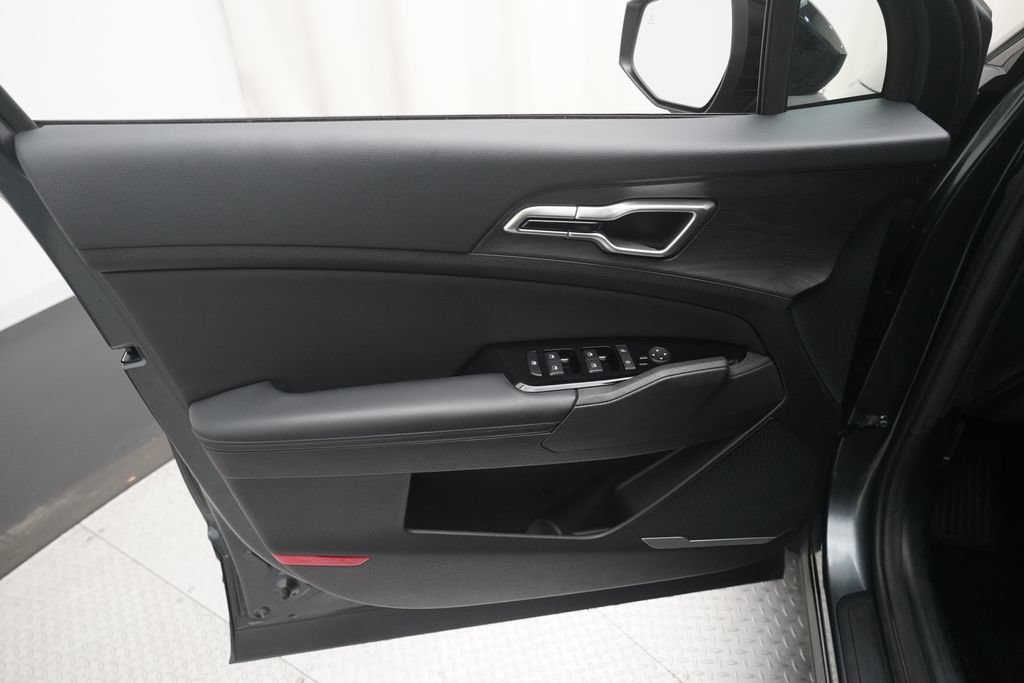Used 2023 Kia Sportage X-Line w/ X-Line Premium Package AWD/4WD image 28