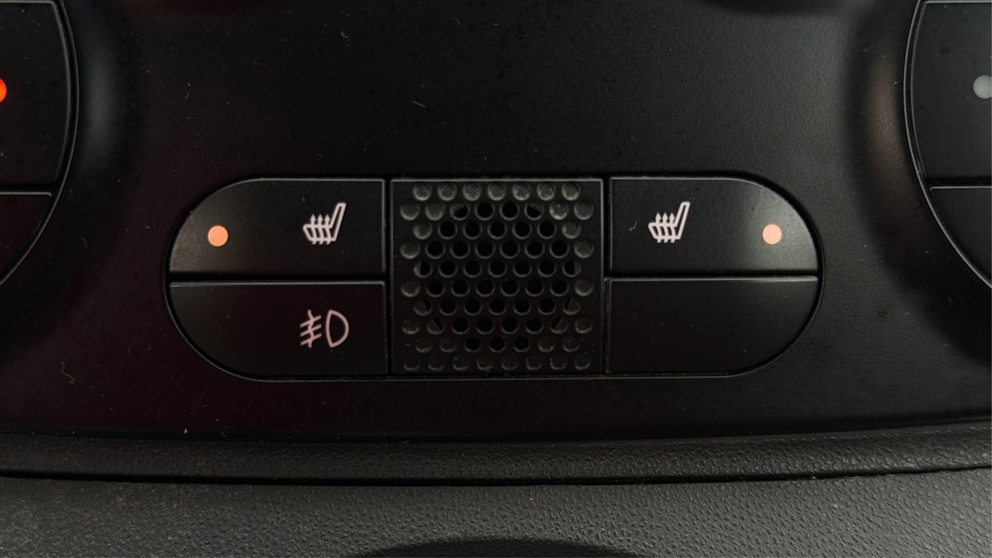 Used 2015 FIAT 500 Turbo w/ Beats Audio Package image 30