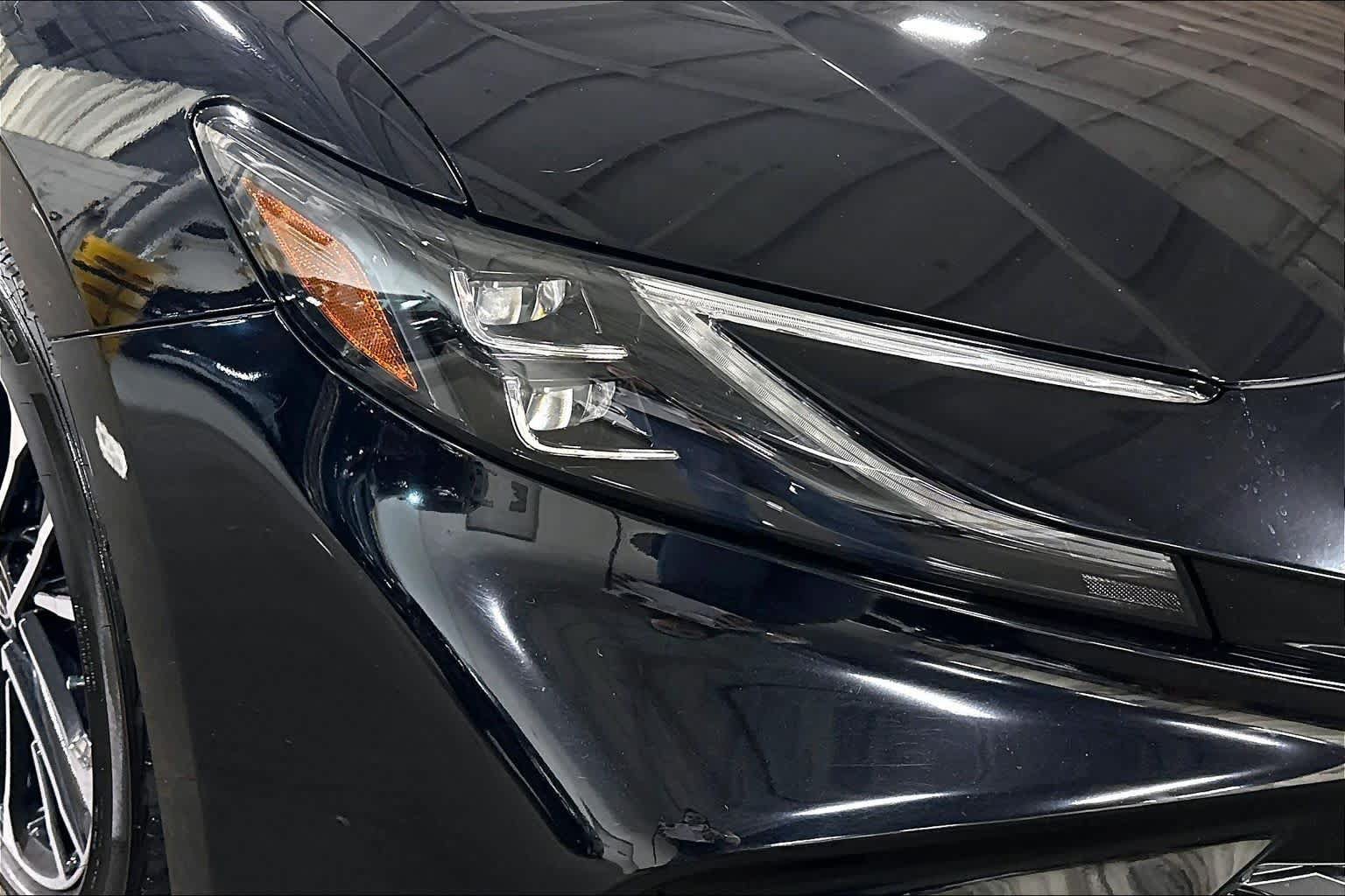 Used 2025 Toyota Camry XLE w/ Premium Package AWD/4WD image 28