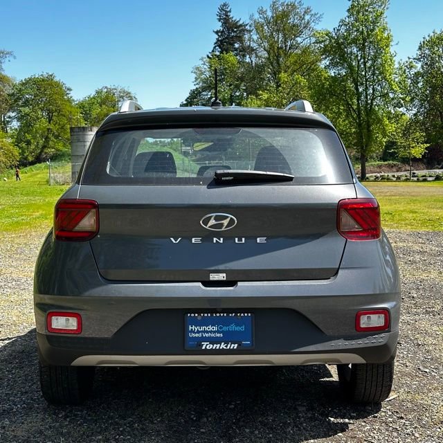 Certified 2025 Hyundai Venue SEL FWD image 8