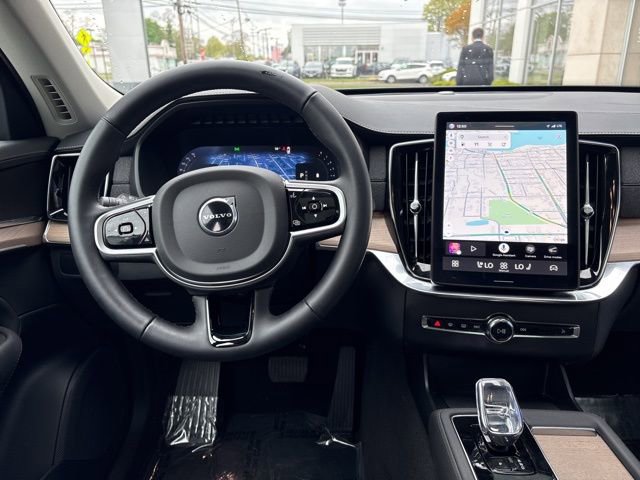 Used 2025 Volvo XC90 B6 Plus AWD/4WD image 22