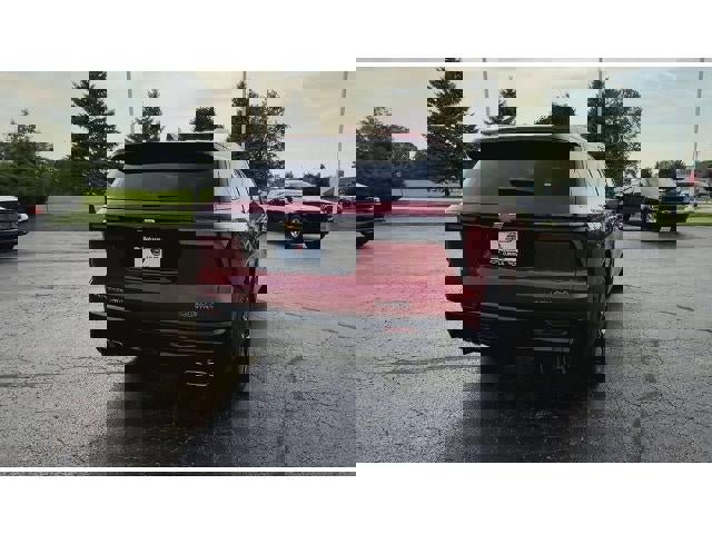 New 2026 Chevrolet Traverse High Country w/ LPO, Floor Liner Package image 7