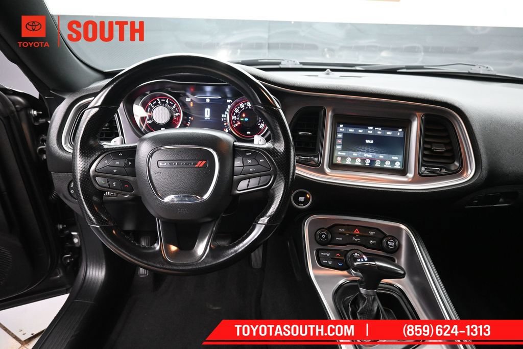 Used 2022 Dodge Challenger GT RWD image 10