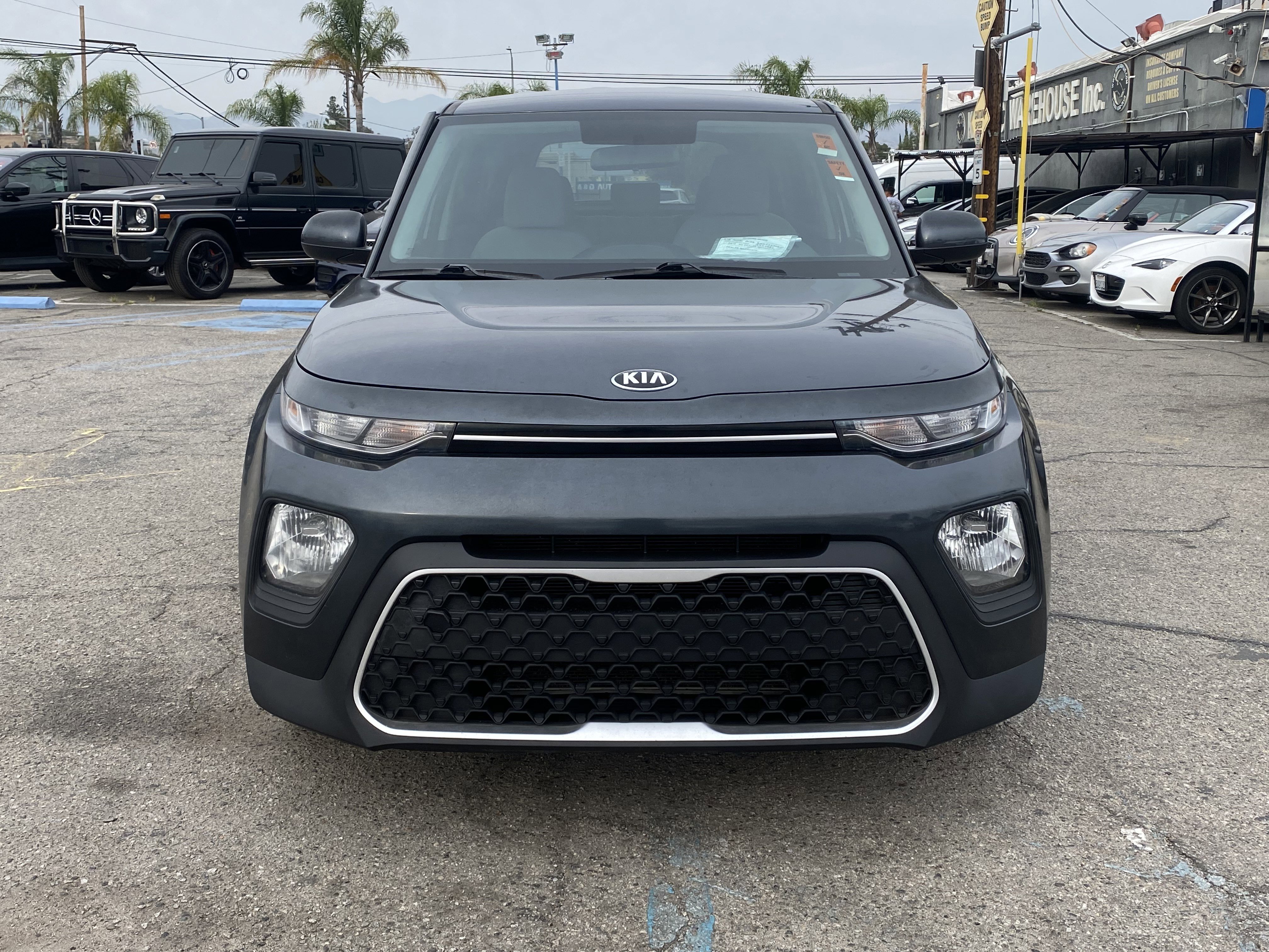 Used 2021 Kia Soul LX image 3