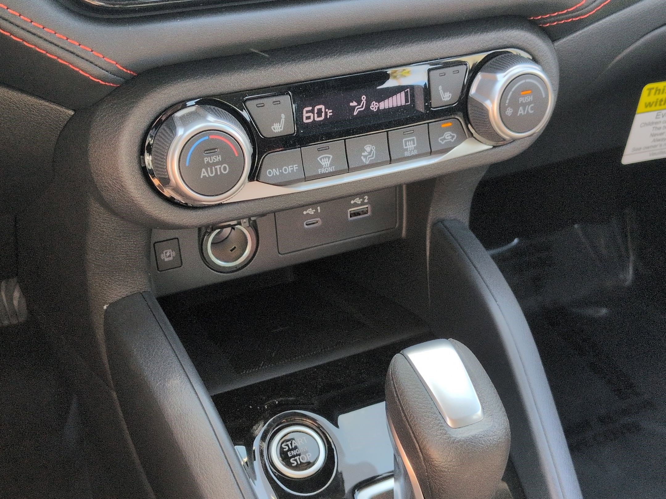 New 2025 Nissan Versa SR w/ Trunk Package image 19