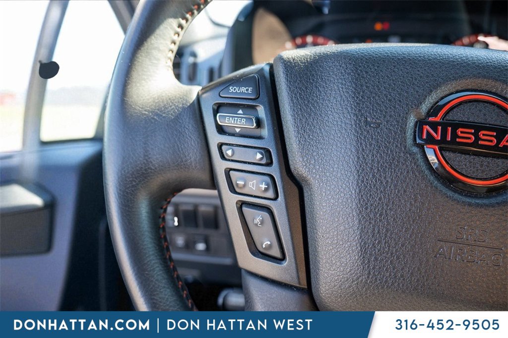Used 2023 Nissan Titan PRO-4X w/ Pro-4x Convenience Package image 9