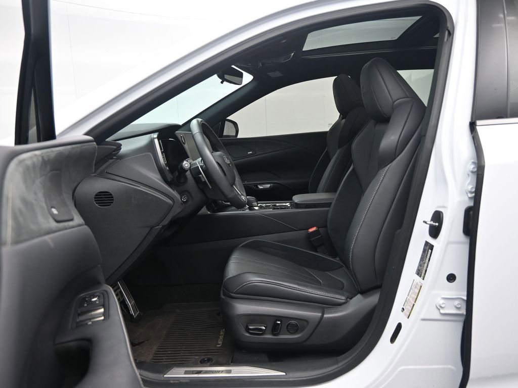 Used 2023 Lexus RX 500h F Sport w/ Accessory Package (Z1) image 26