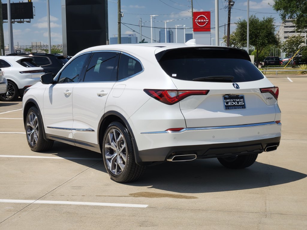 Used 2023 Acura MDX w/ Technology Package FWD image 5