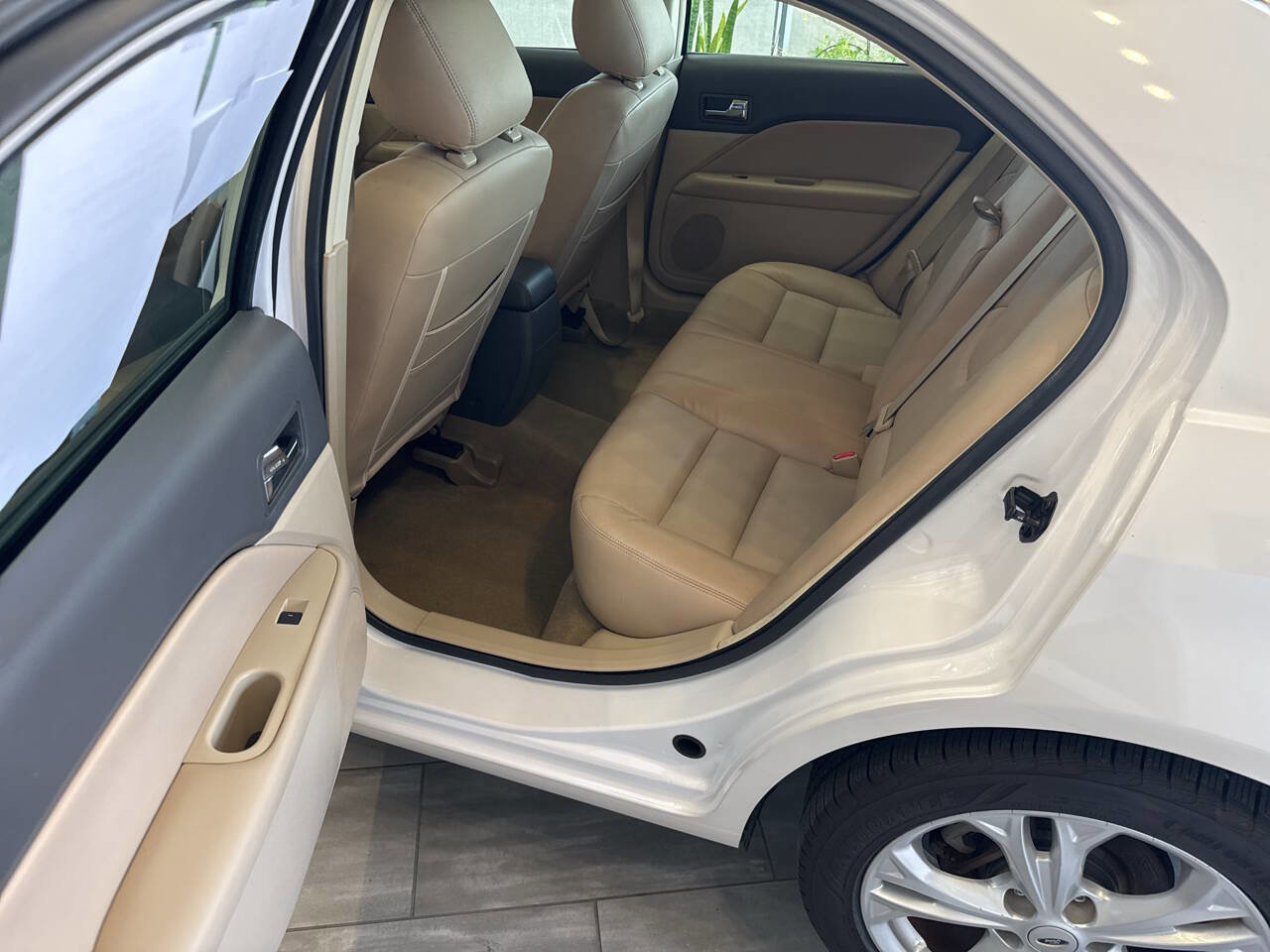 Used 2012 Ford Fusion SE image 26