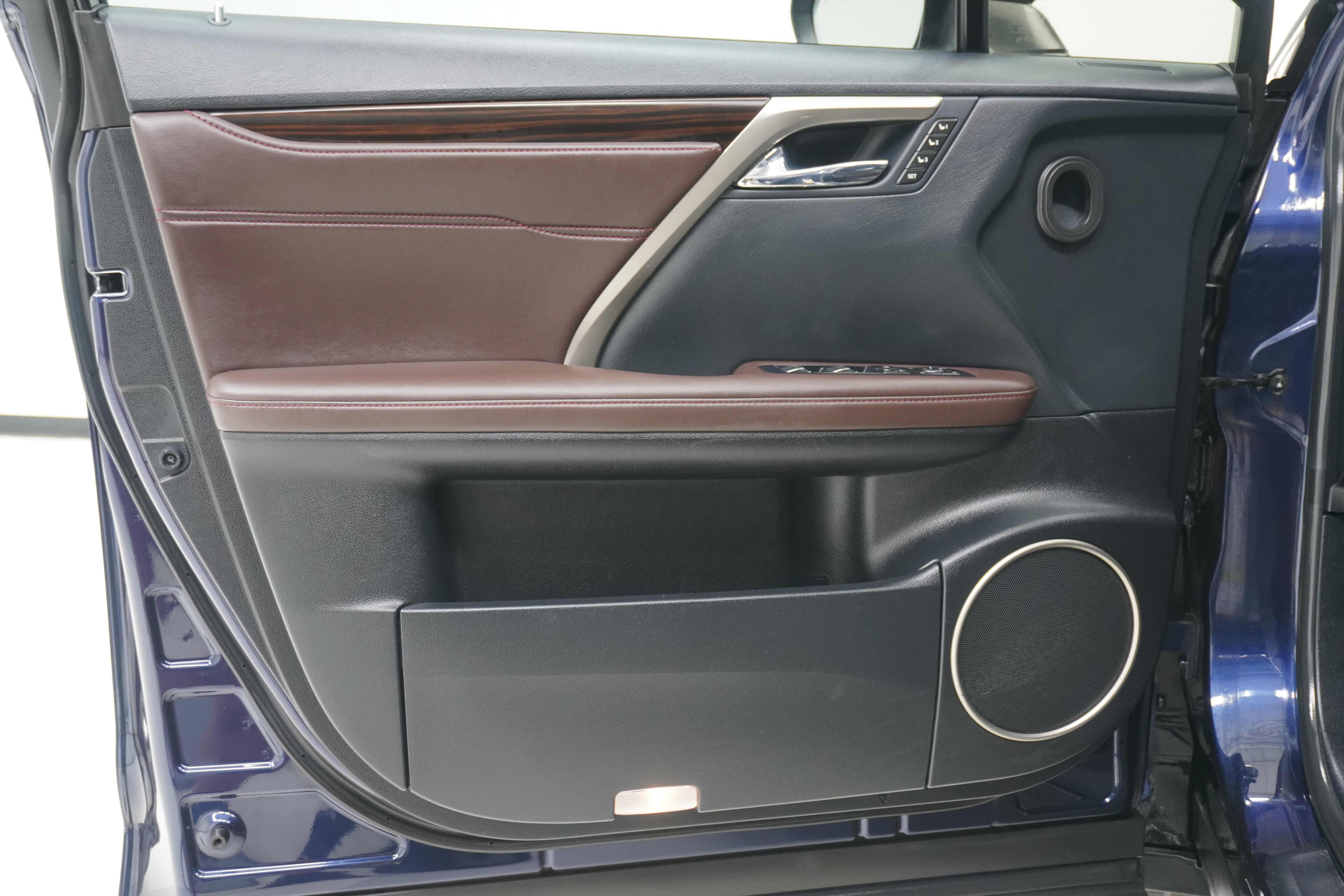 Used 2018 Lexus RX 350L FWD image 15