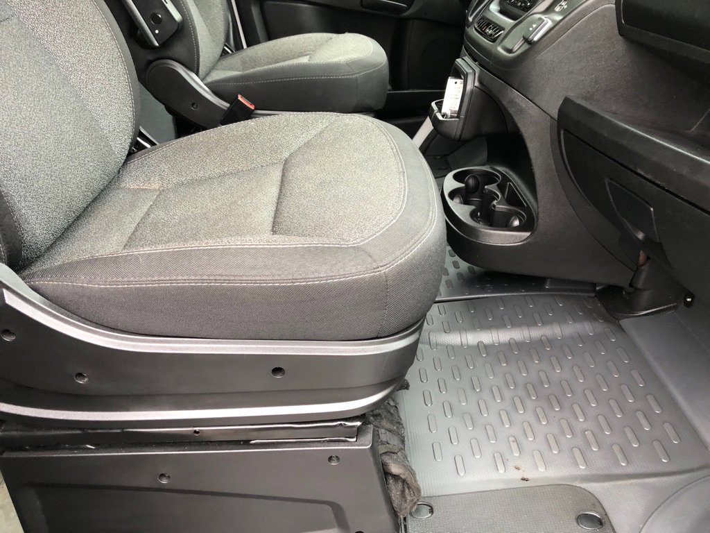 Used 2023 RAM ProMaster 2500 image 24