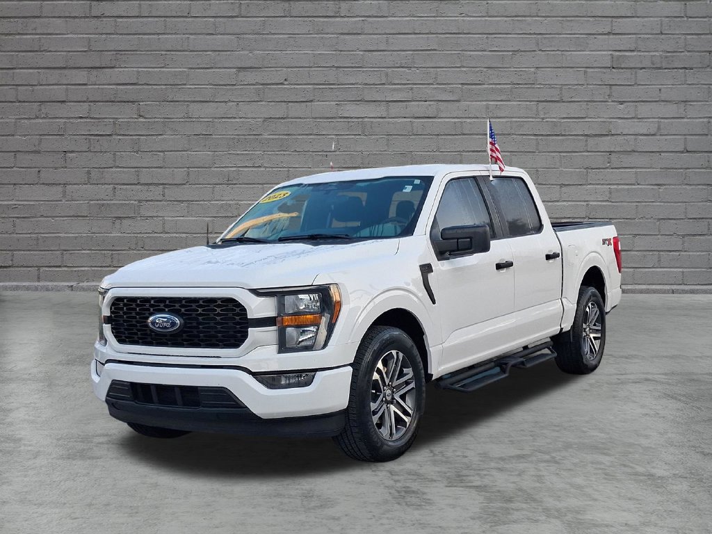 Used 2023 Ford F150 XL w/ STX Appearance Package RWD image 3