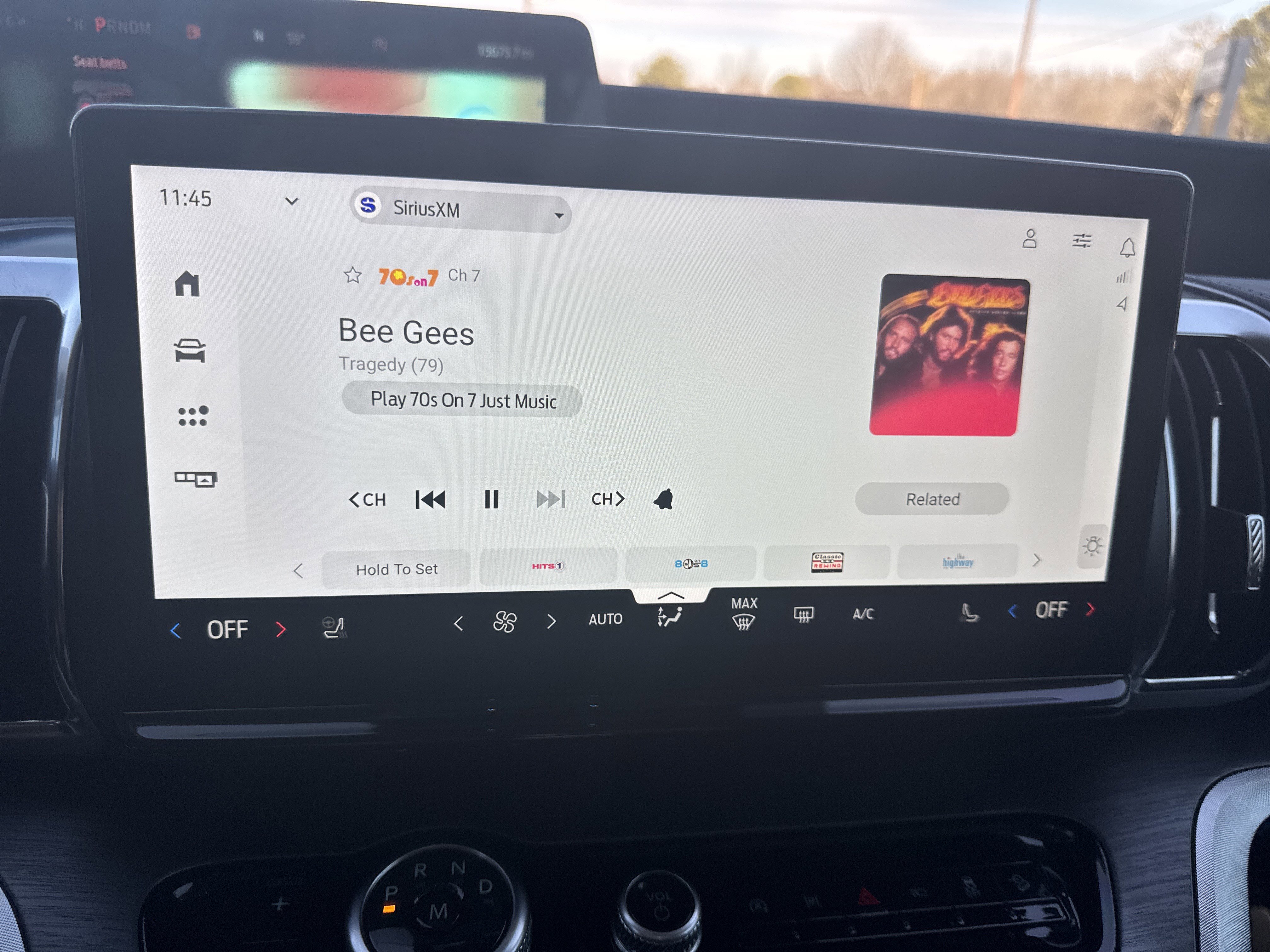 Certified 2025 Ford Expedition Platinum w/ Driver's Package image 25