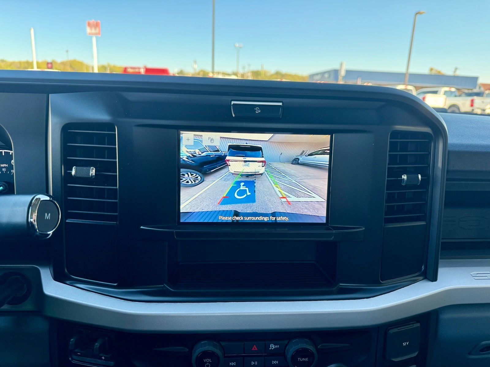 New 2026 Ford F250 XL w/ FX4 Off-Road Package image 13