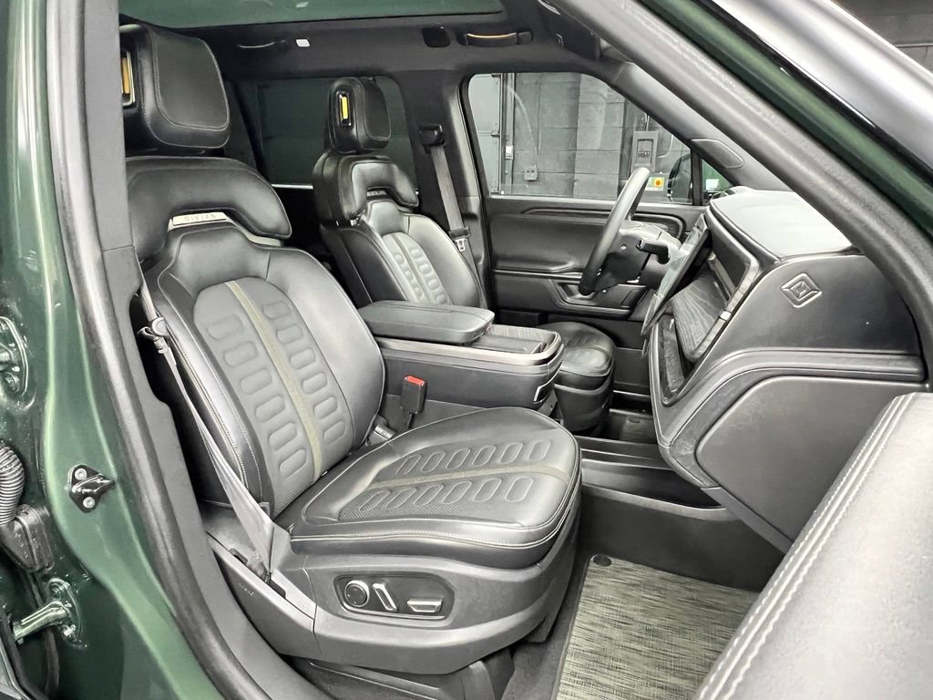 Used 2026 Rivian R1S Adventure Tri AWD/4WD image 8