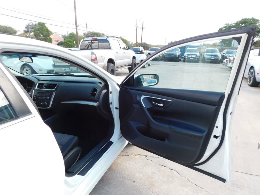 Used 2017 Nissan Altima 2.5 FWD image 36