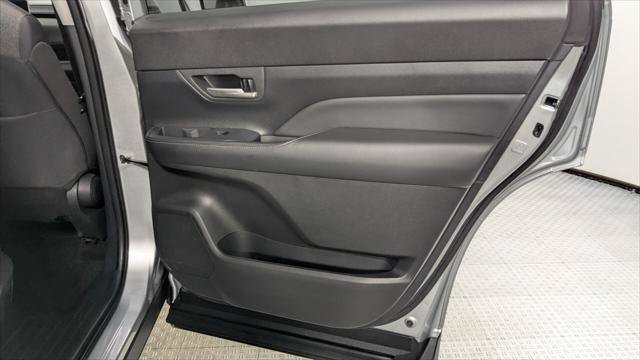 Used 2025 Toyota Grand Highlander FWD image 22