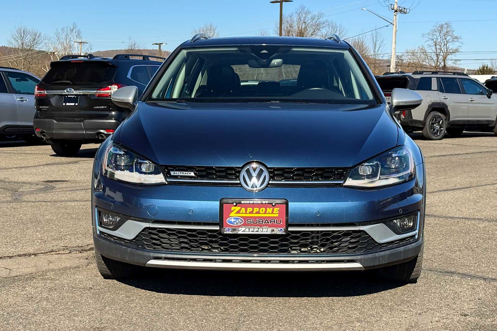 Used 2019 Volkswagen Golf Alltrack SE image 8