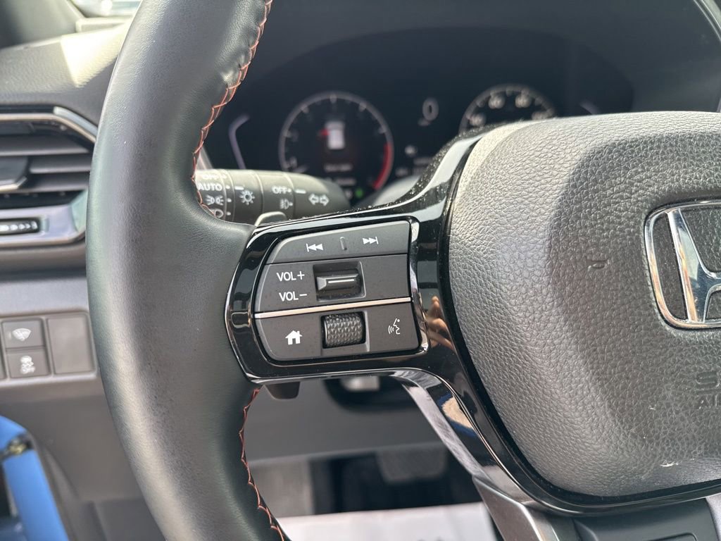 Certified 2023 Honda Pilot TrailSport image 16