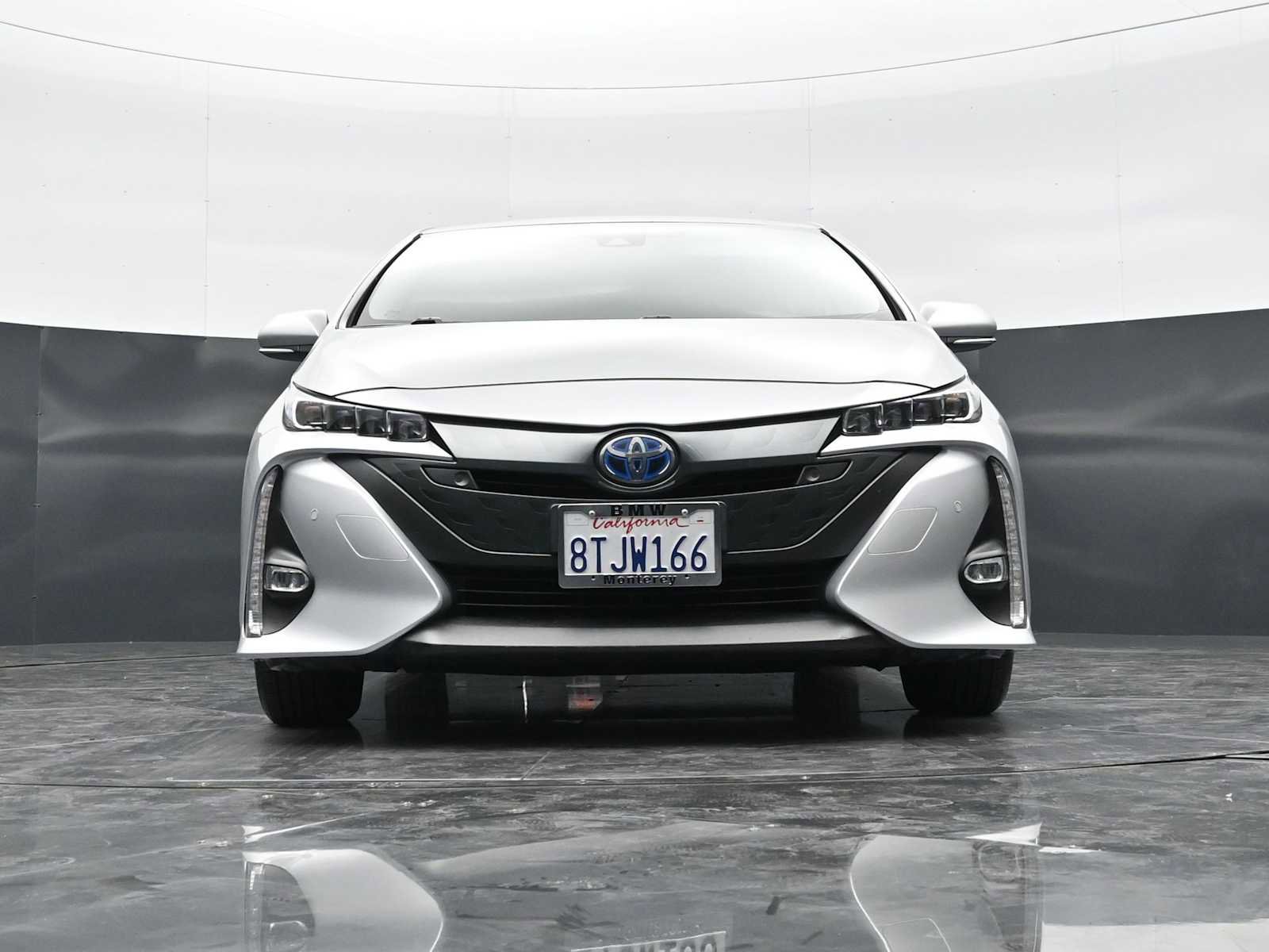 Used 2021 Toyota Prius Prime Limited image 25