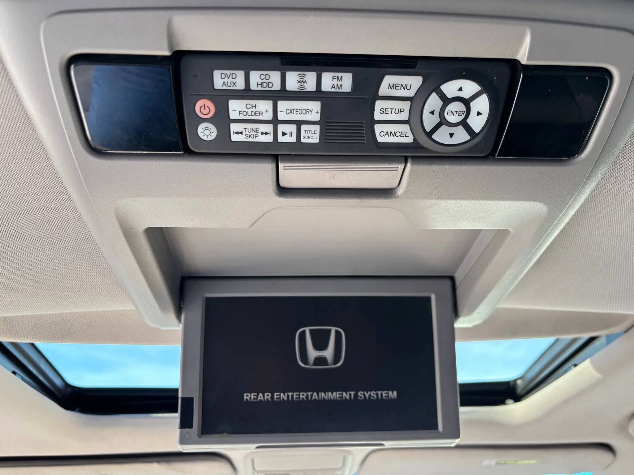 Used 2012 Honda Odyssey Touring image 16