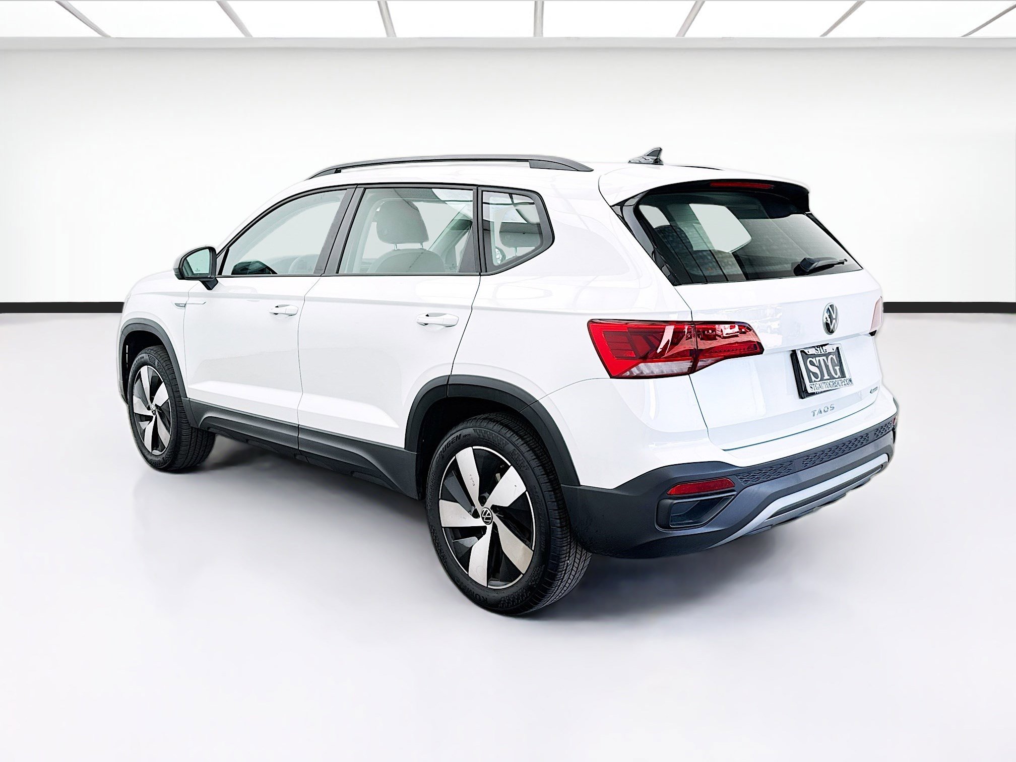 Used 2024 Volkswagen Taos S AWD/4WD image 6