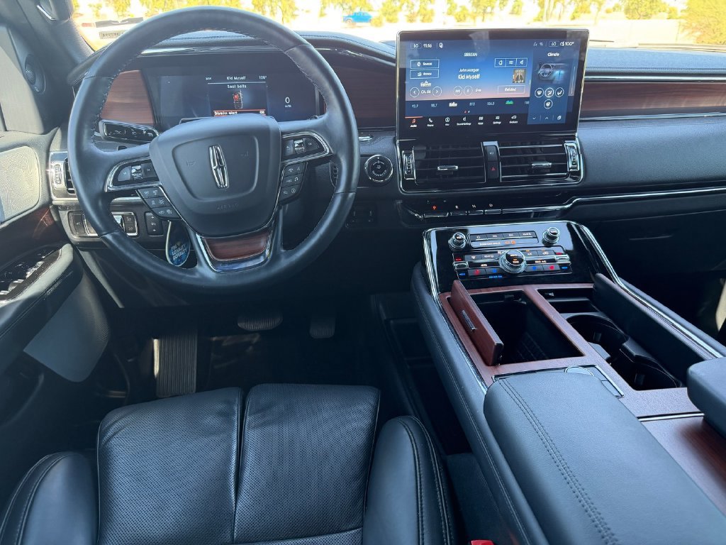 Certified 2023 Lincoln Navigator Reserve AWD/4WD image 32