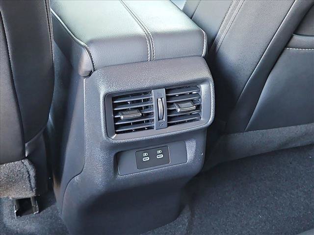Used 2025 Nissan Murano SV AWD/4WD image 16