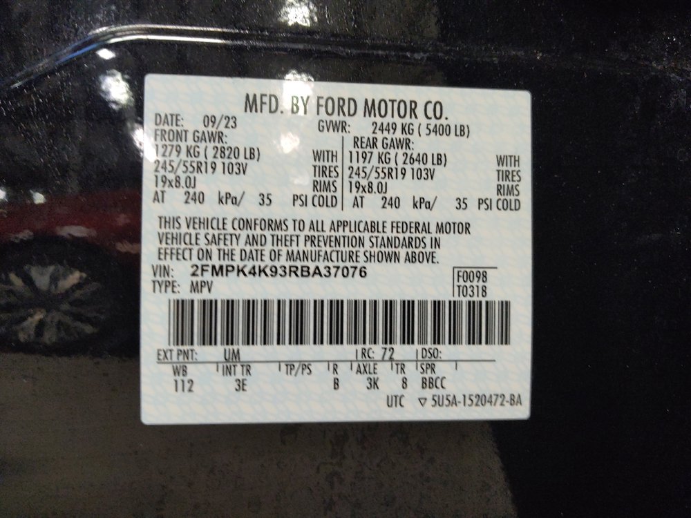 Used 2024 Ford Edge Titanium image 33