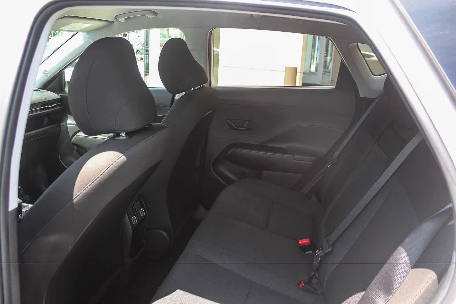 Certified 2024 Hyundai Kona SEL FWD image 23